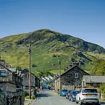 2 Bed In Penrith Oc-85425 *