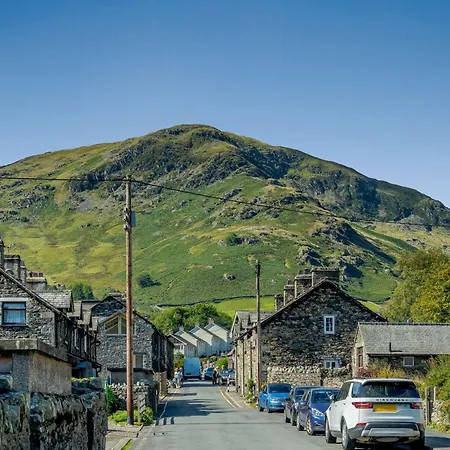 2 Bed In Penrith Oc-85425 *